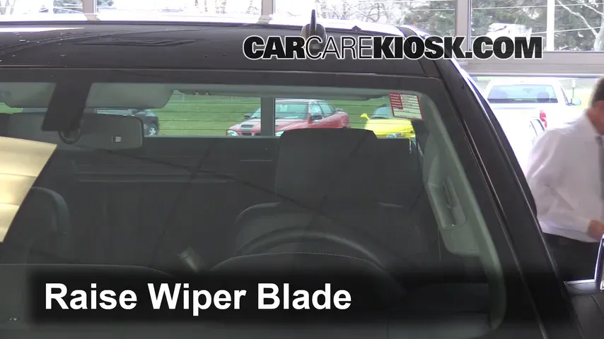2015 GMC Sierra 2500 HD 6.0L V8 FlexFuel Extended Cab Pickup Windshield Wiper Blade (Front)